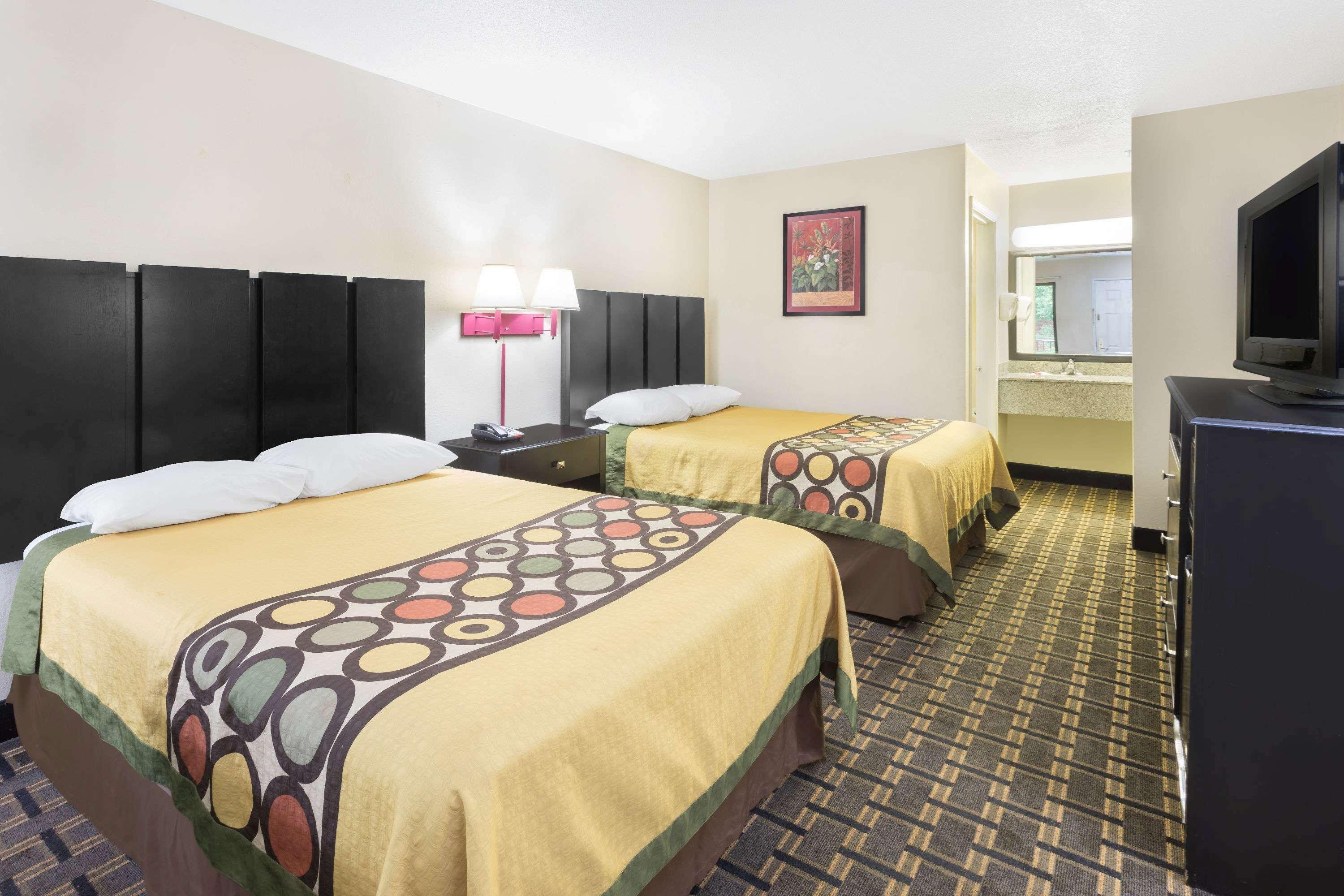 Super 8 By Wyndham Decatur/Lithonia/Atl Area Motel Dış mekan fotoğraf