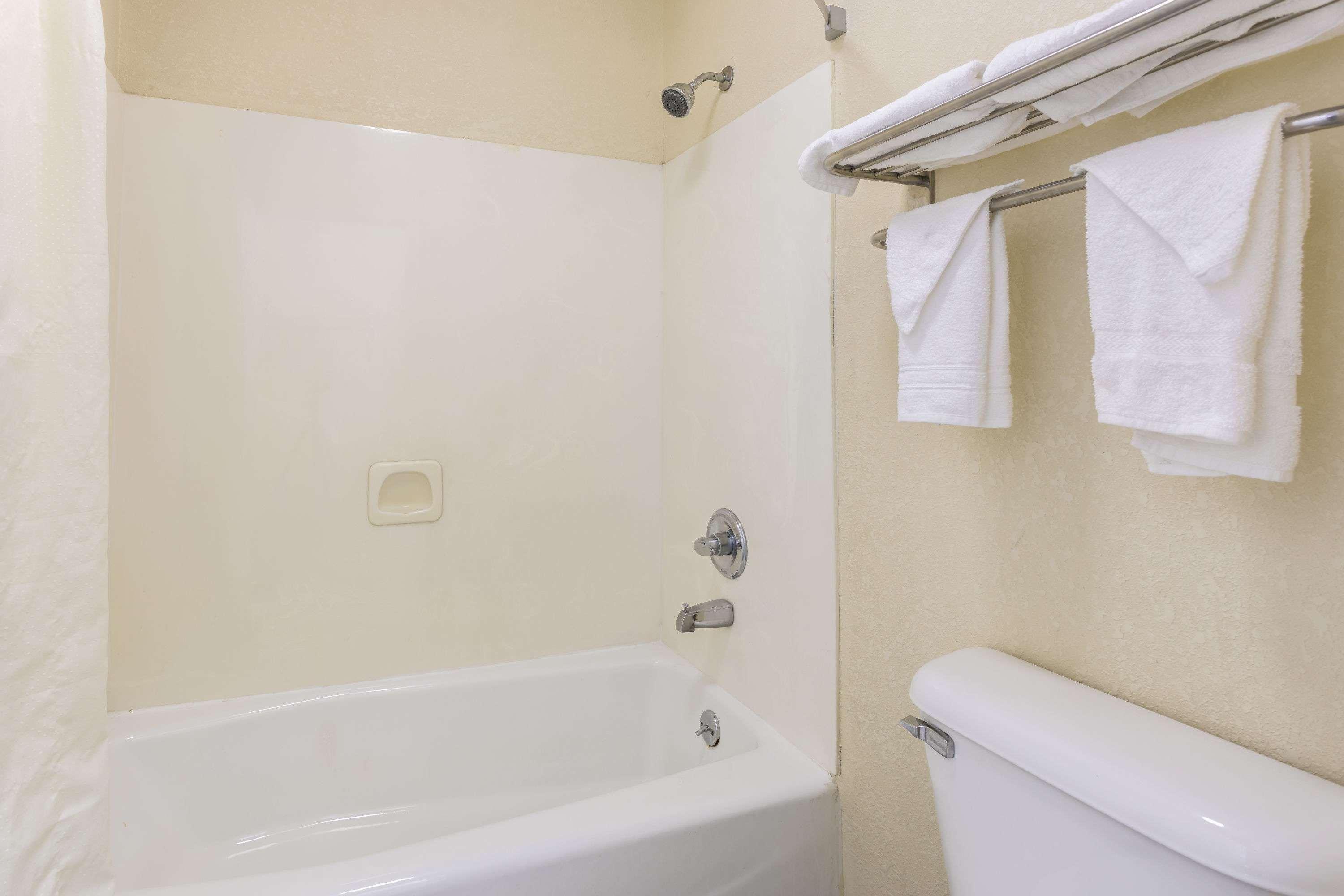 Super 8 By Wyndham Decatur/Lithonia/Atl Area Motel Dış mekan fotoğraf